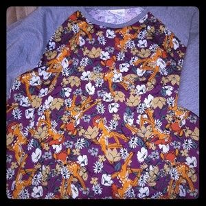 Raglan sleeve lularoe shirt (raglan)